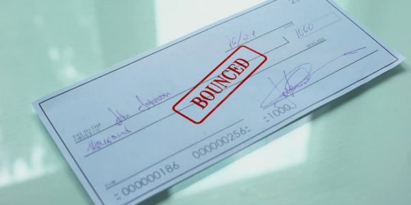 how-cheque-bounce-in-uae-will-negatively-impact-your-life